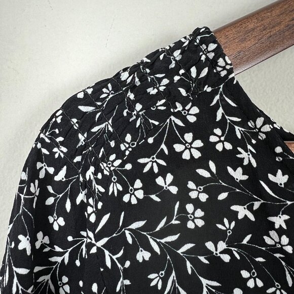 Talbots Blouse Top Womens 14W Black White Floral‎ Short Sleeve Button Up Sheer - Picture 5 of 10